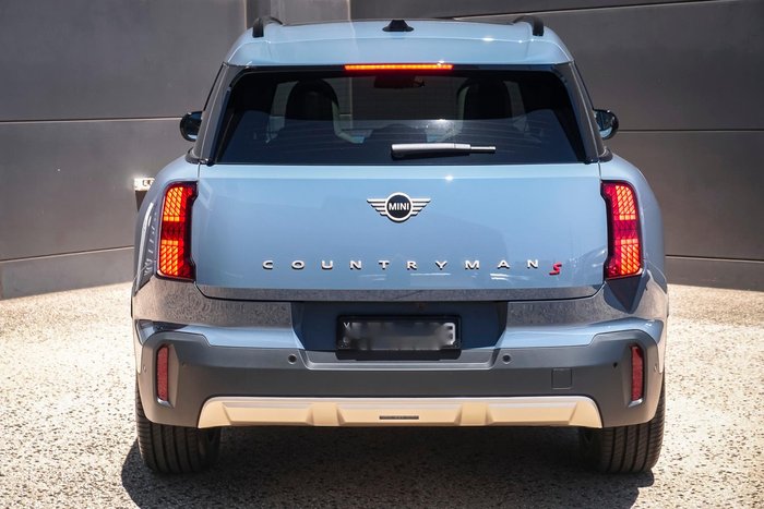 2025 MINI Countryman S Favoured