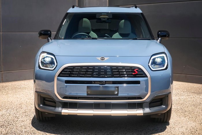 2025 MINI Countryman S Favoured