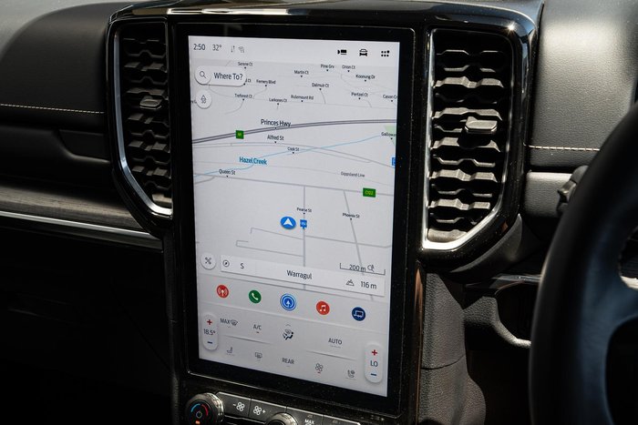 2024 Ford Everest Platinum