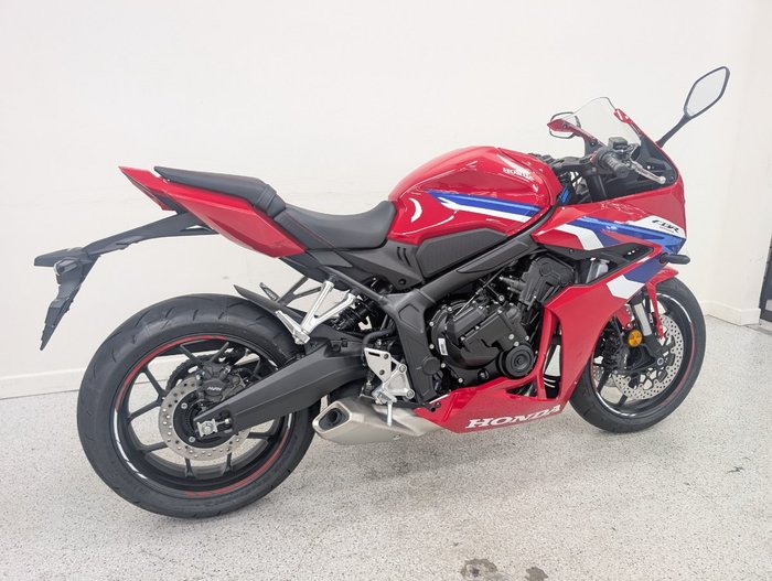 2025 Honda CBR650RAC Red