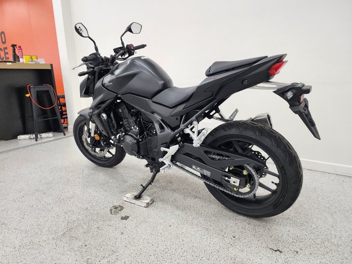 2025 Honda CB750 (HORNET) Black