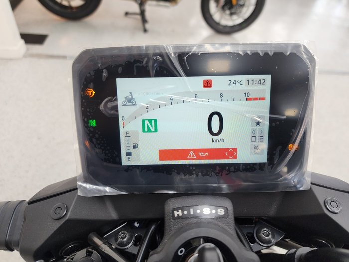 2025 Honda CB750 (HORNET) Black