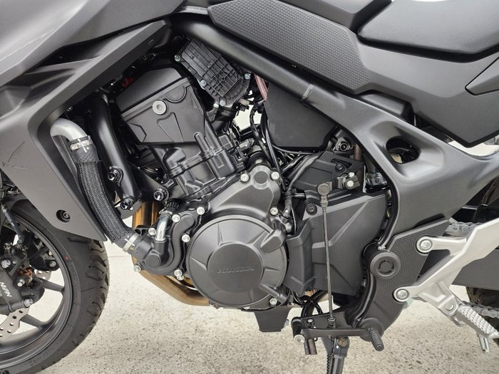 2025 Honda CB750 (HORNET) Black