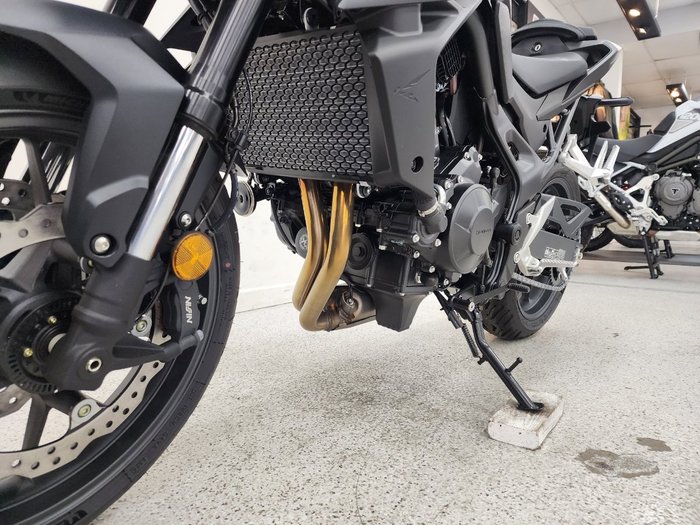 2025 Honda CB750 (HORNET) Black