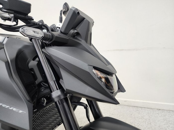 2025 Honda CB750 (HORNET) Black