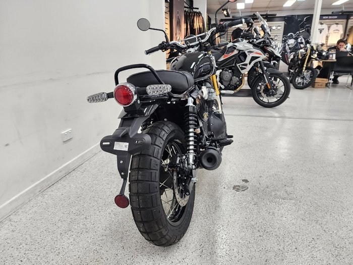 2025 Royal Enfield 2025 Royal Enfield 650CC INTERCEPTOR BEAR 650 Road Godlen Shadow