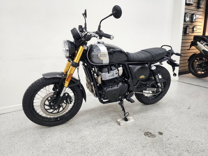 2025 Royal Enfield 2025 Royal Enfield 650CC INTERCEPTOR BEAR 650 Road Godlen Shadow