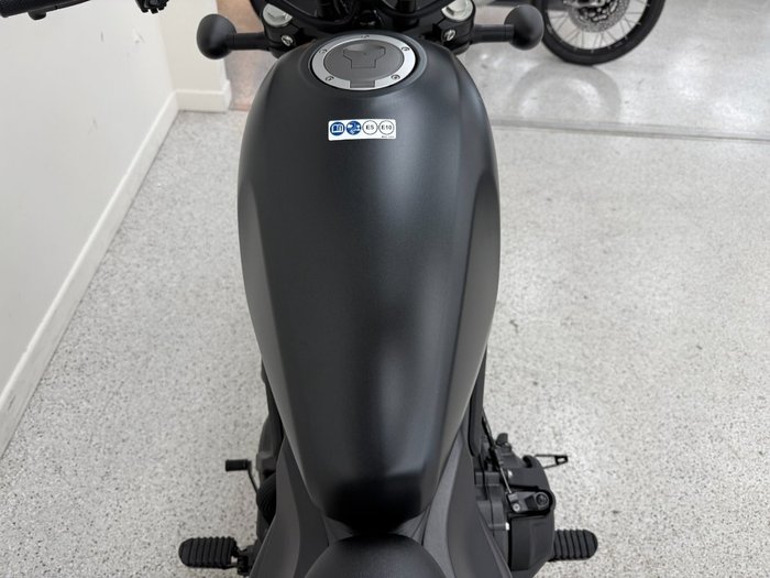 2025 Honda CMX 500 Black
