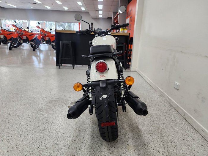 2025 Royal Enfield SHOTGUN 650