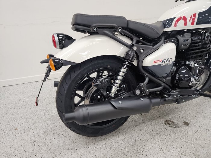 2025 Royal Enfield SHOTGUN 650