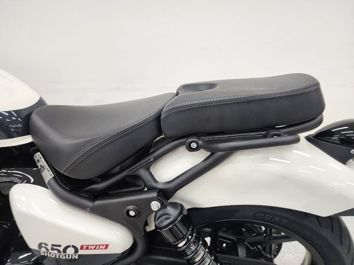 2025 Royal Enfield SHOTGUN 650