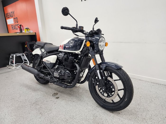 2025 Royal Enfield SHOTGUN 650