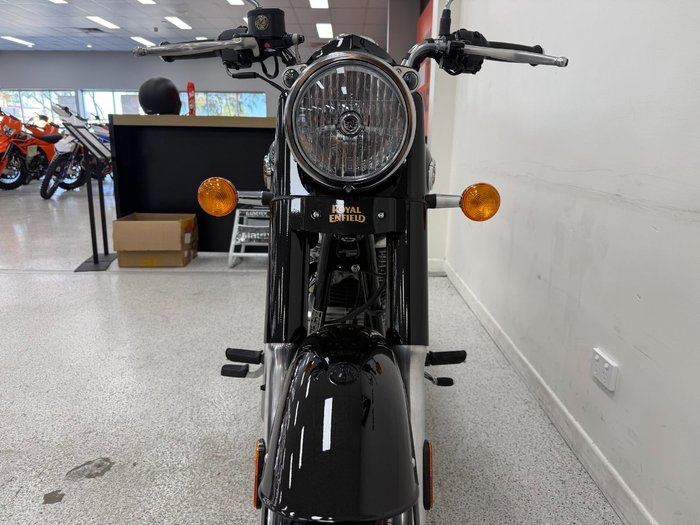 2025 Royal Enfield BULLET 350