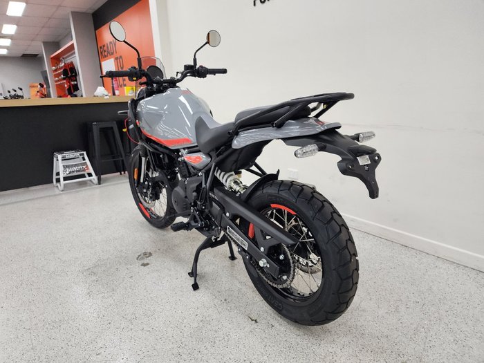 2025 Royal Enfield HIMALAYAN 450