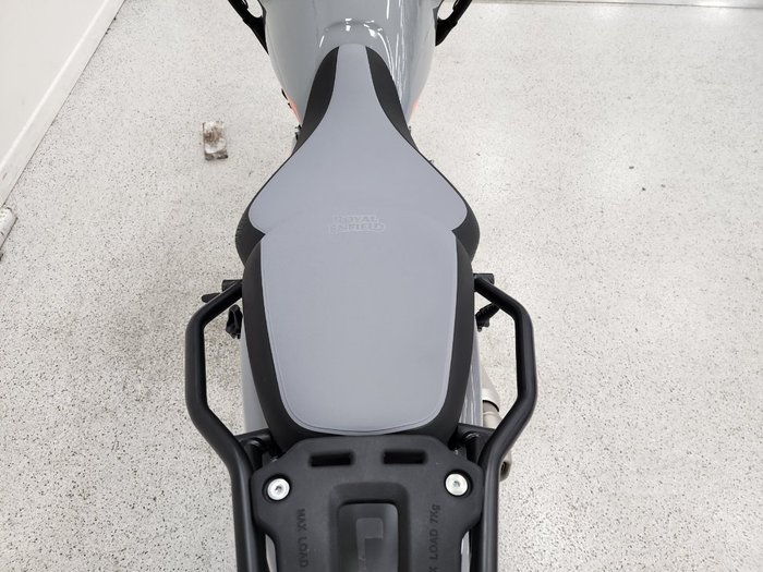 2025 Royal Enfield HIMALAYAN 450