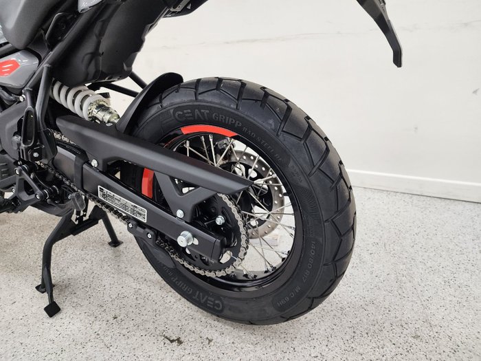 2025 Royal Enfield HIMALAYAN 450