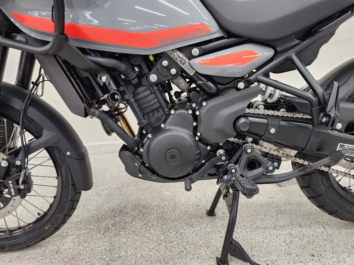 2025 Royal Enfield HIMALAYAN 450