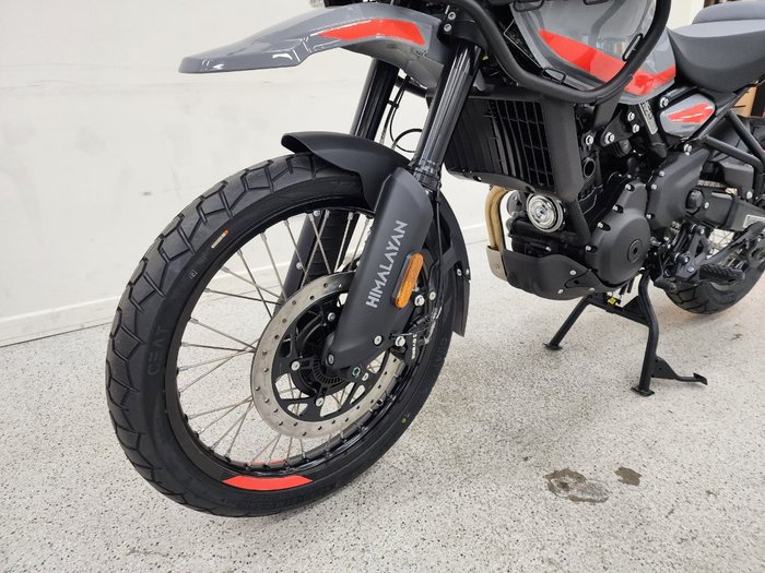 2025 Royal Enfield HIMALAYAN 450