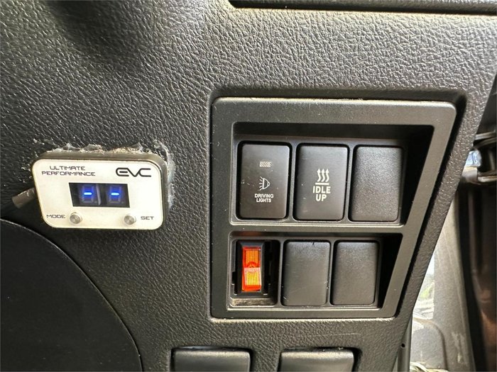 2018 Toyota Hilux SR5 GUN126R 4X4 Dual Range Graphite