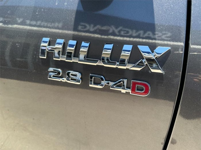 2018 Toyota Hilux SR5 GUN126R 4X4 Dual Range Graphite