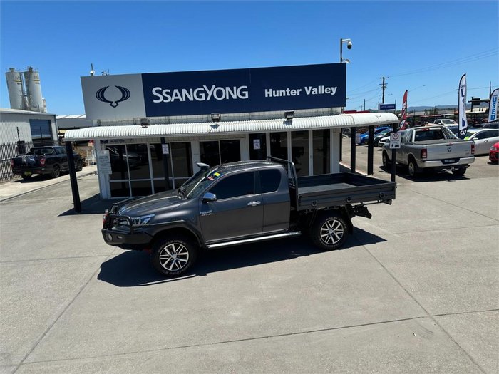2018 Toyota Hilux SR5 GUN126R 4X4 Dual Range Graphite