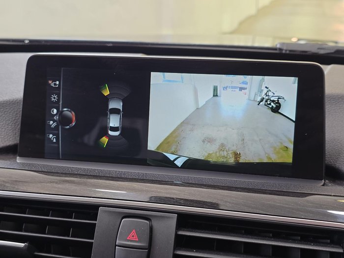 2017 BMW 3 Series 330i Luxury Line