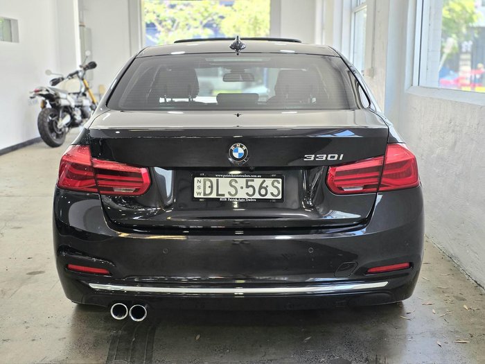 2017 BMW 3 Series 330i Luxury Line