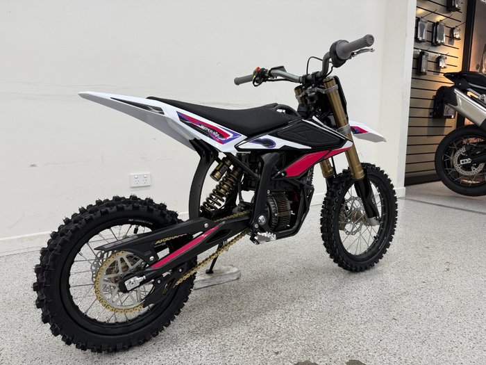 2025 Sur-ron 2025 Sur-ron ELECTRIC HYPER BEE PINK