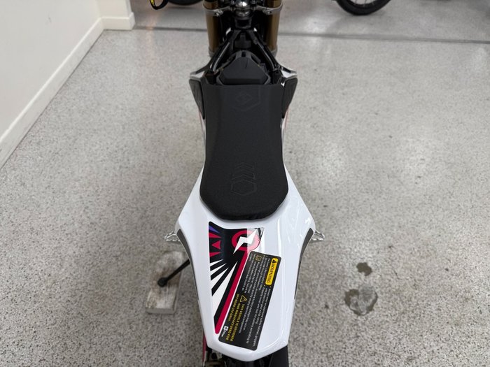 2025 Sur-ron 2025 Sur-ron ELECTRIC HYPER BEE PINK