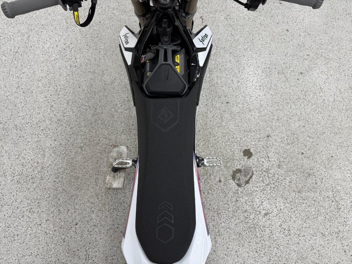 2025 Sur-ron 2025 Sur-ron ELECTRIC HYPER BEE PINK