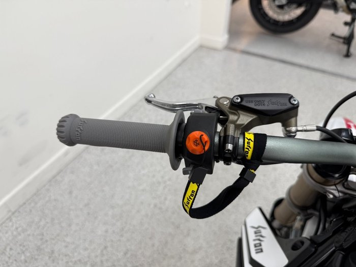 2025 Sur-ron 2025 Sur-ron ELECTRIC HYPER BEE PINK