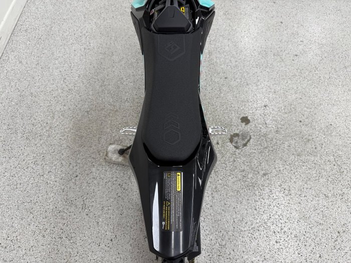 2025 Sur-ron Hyper Bee Short Wheel Blue