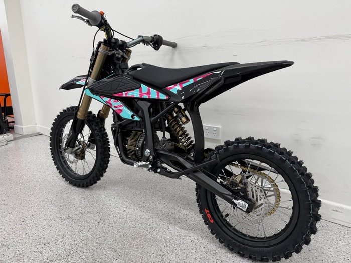 2025 Sur-ron Hyper Bee Short Wheel Blue