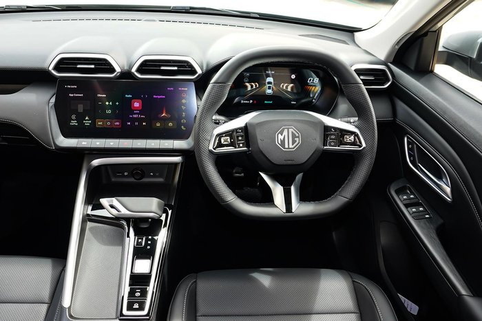 2025 MG ZS Essence Turbo