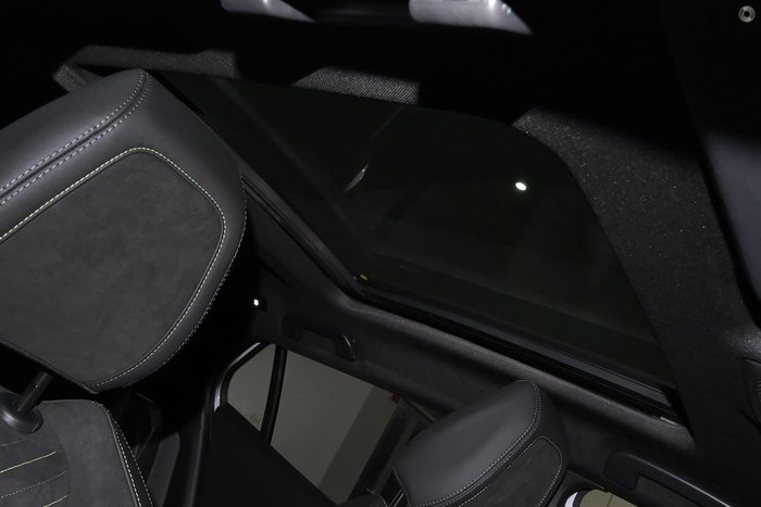 2025 Peugeot 2008 GT Hybrid