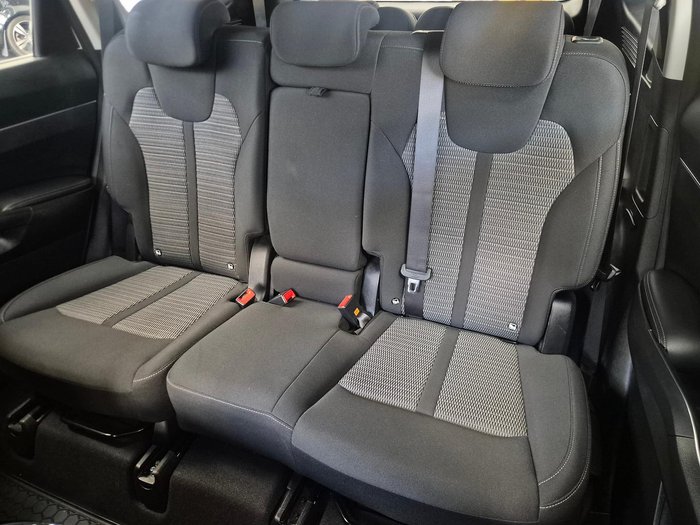 2022 Kia Sorento Sport