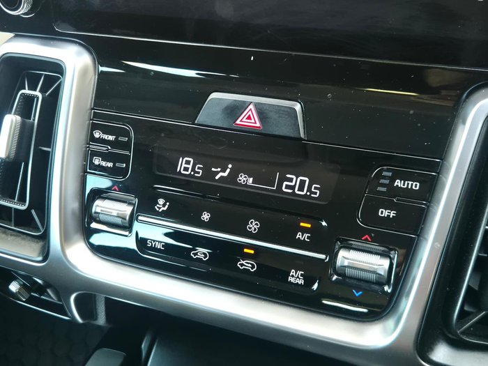 2022 Kia Sorento Sport