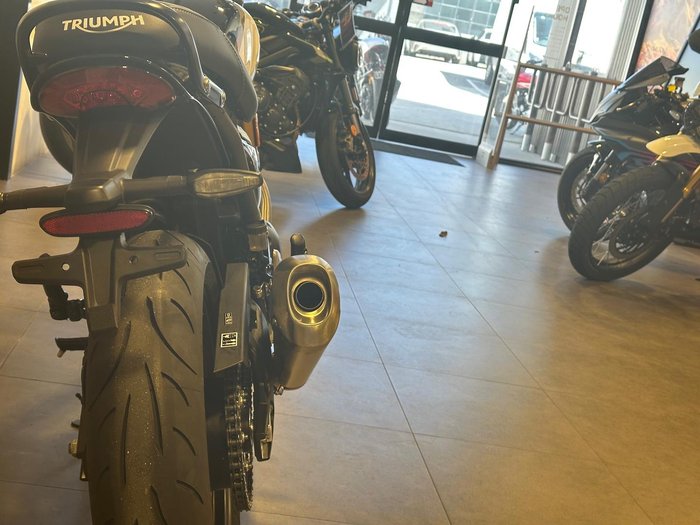 2025 Triumph Speed 400 Speed Four White