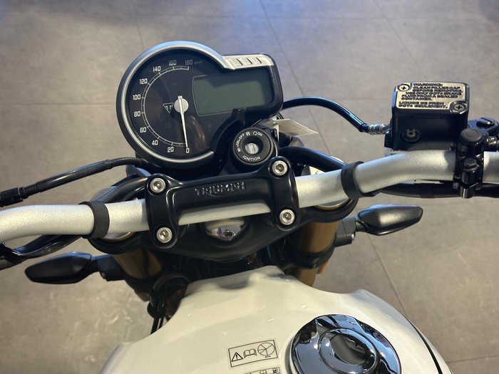 2025 Triumph Speed 400 Speed Four White