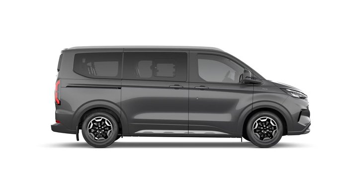 2025 Ford Tourneo Active