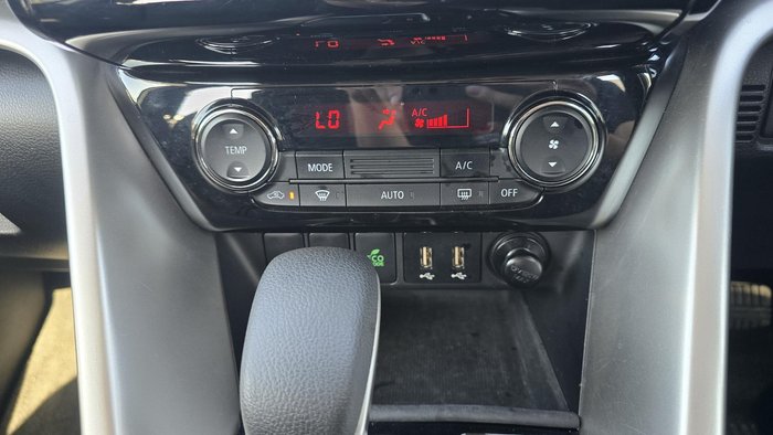 2023 Mitsubishi Eclipse Cross ES