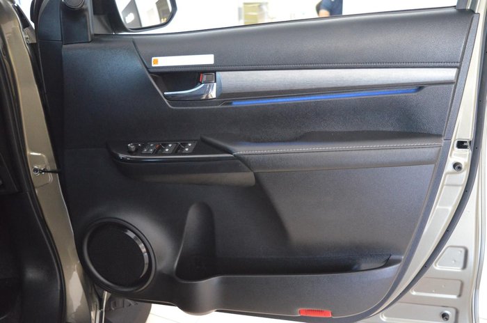 2023 Toyota Hilux Rogue