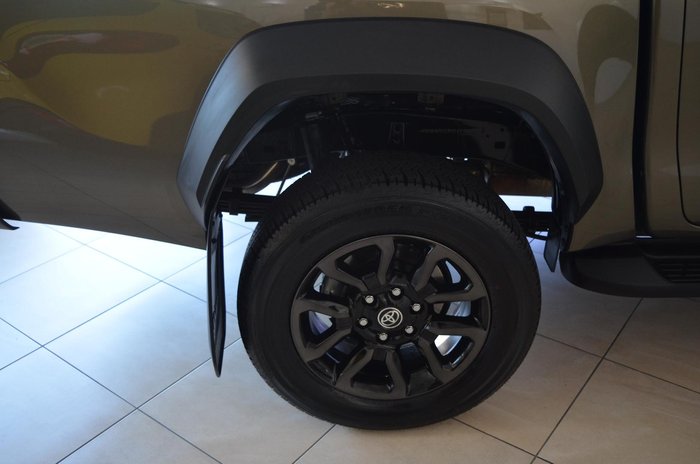 2023 Toyota Hilux Rogue