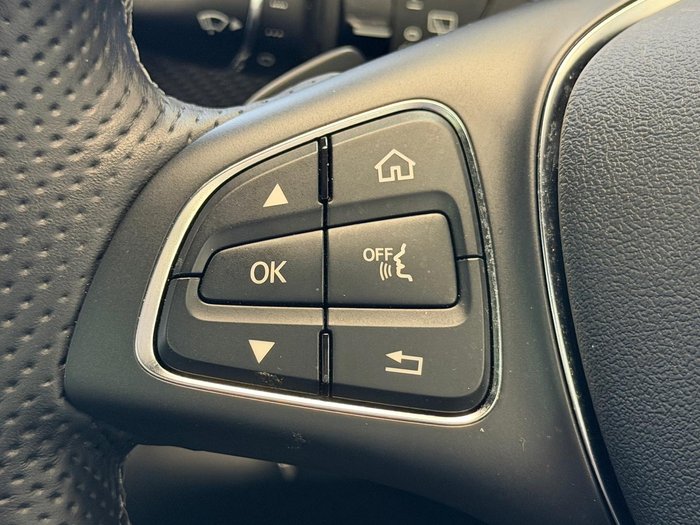 2022 Mercedes-Benz V-Class V300 d AMG Avantgarde