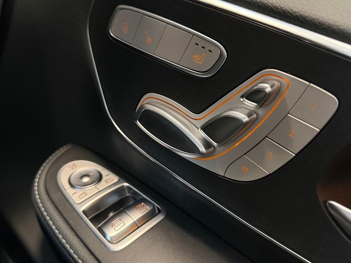 2022 Mercedes-Benz V-Class V300 d AMG Avantgarde