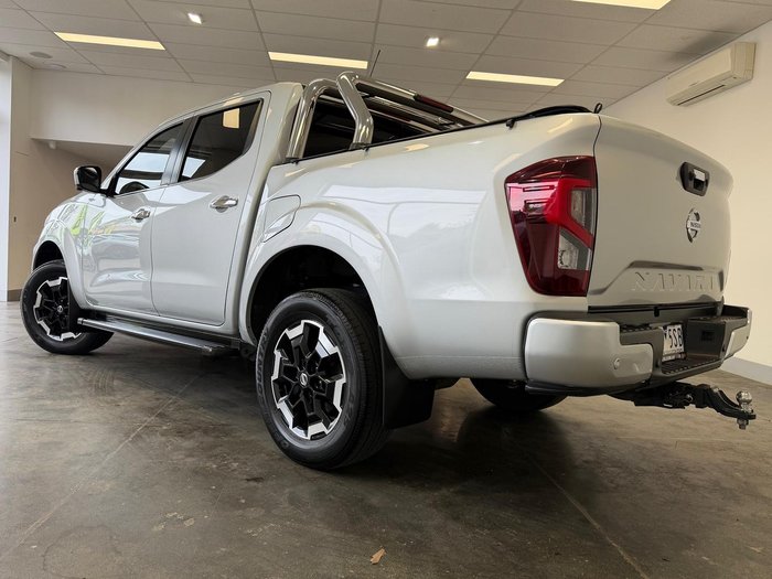 2021 Nissan Navara ST-X