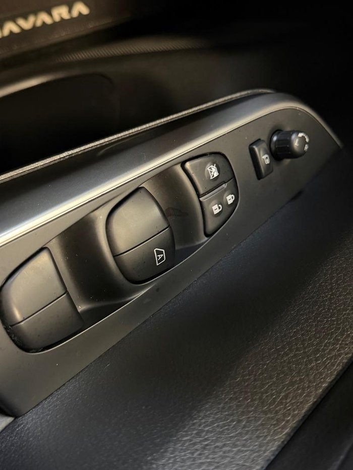 2021 Nissan Navara ST-X