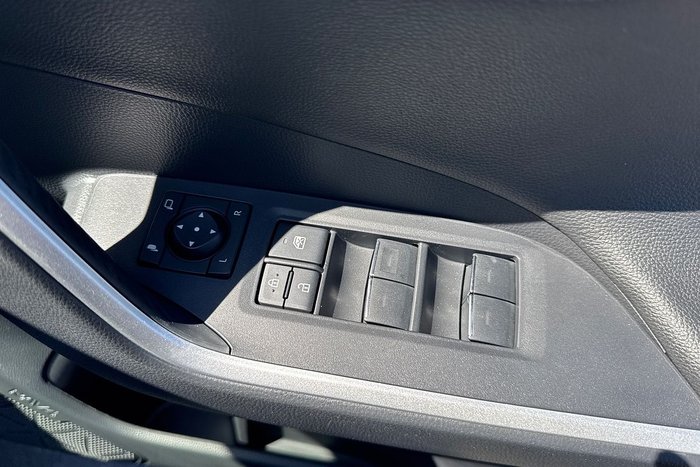 2025 Toyota RAV4 XSE