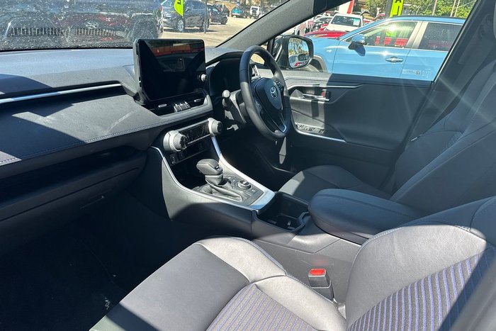 2025 Toyota RAV4 XSE