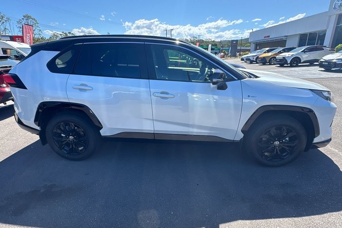 2025 Toyota RAV4 XSE